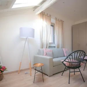  Holiday home Comonfive Italy