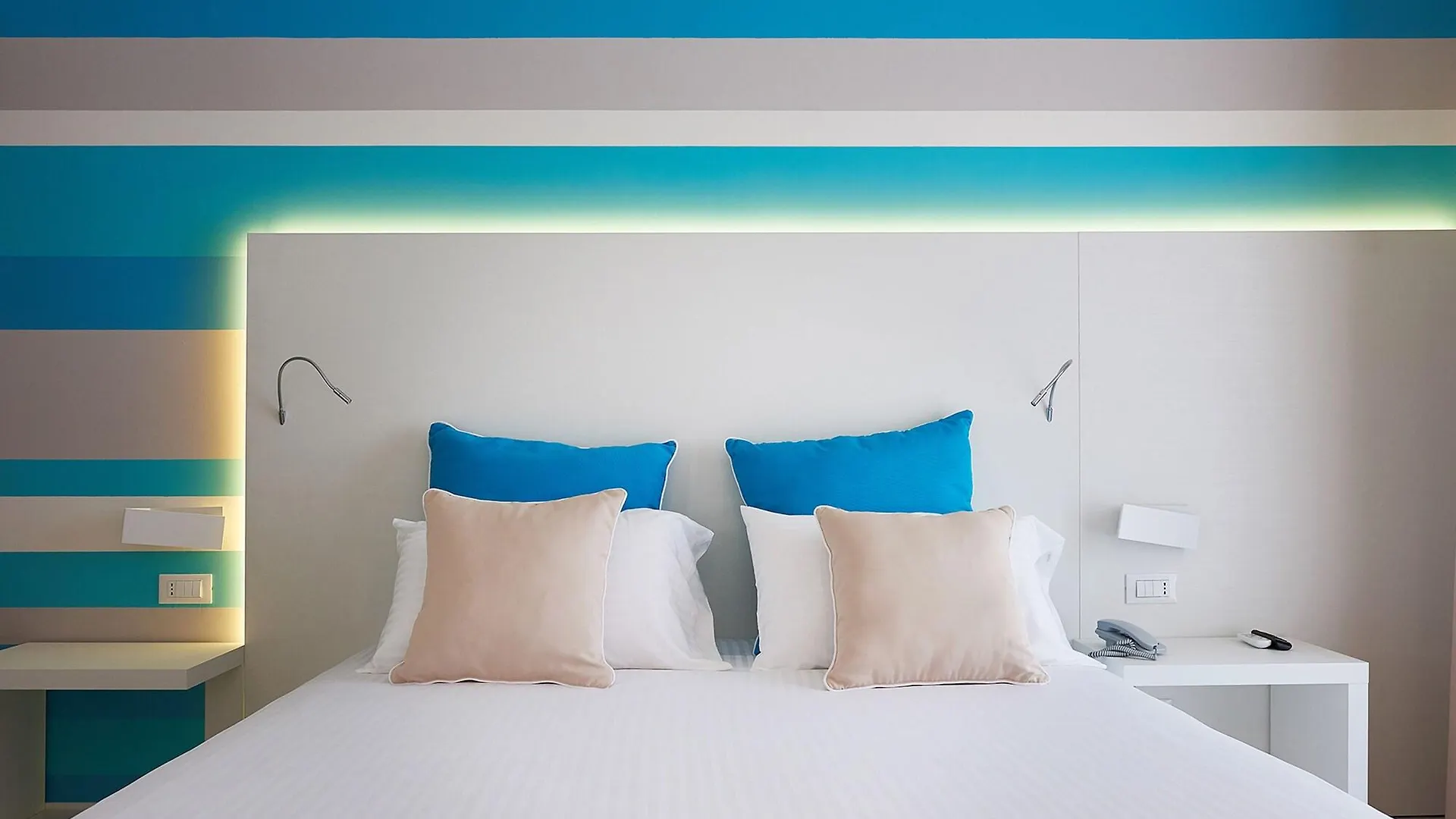 Marina Di Petrolo Hotel & Spa カステッランマーレ・デル・ゴルフォ